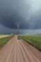 Nonton Film In the Eye of the Storm: Chasers Season 1 Episode 4 Bioskop21